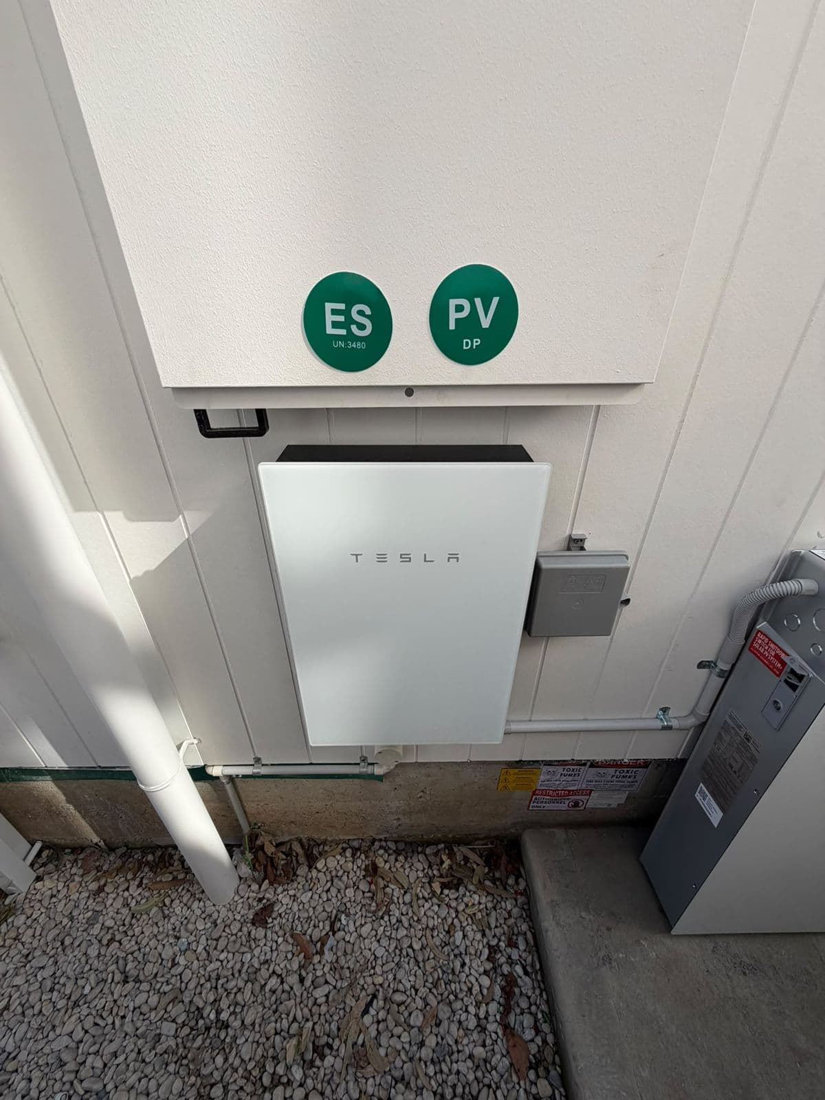 Tesla Powerwall 3 and Backup Gateway installed by MF Energy in Wollongong